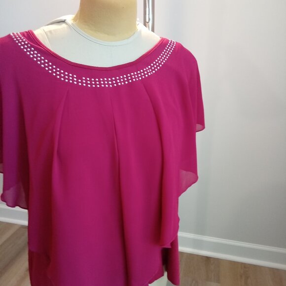 Late August XL Red Rhinestone Poncho Top - Picture 1 of 8